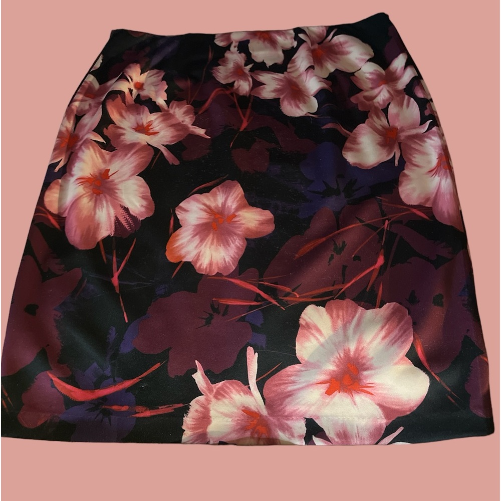DB Floral Skirt - Size 1X - Picture 4 of 7